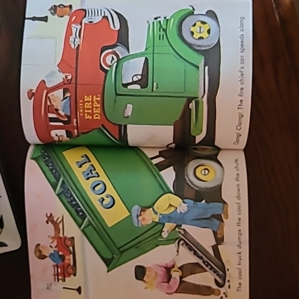 Golden book - Picture 5 of 6